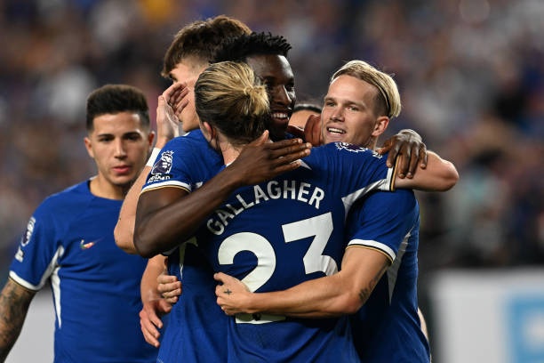 chelsea-dam-phan-den-cung-cho-phi-vu-70-trieu-bang